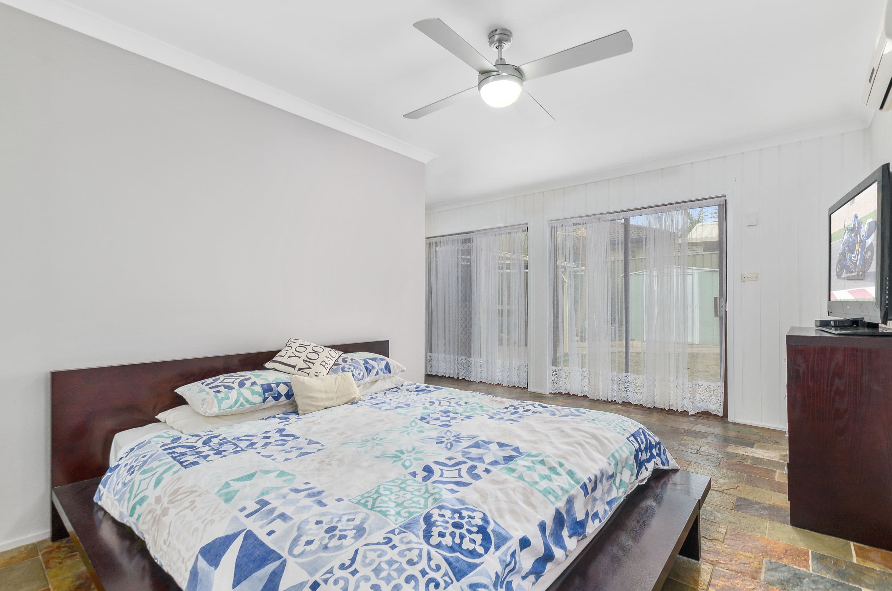 57 Edgeworth Avenue, Kanahooka - Thumbnail 7