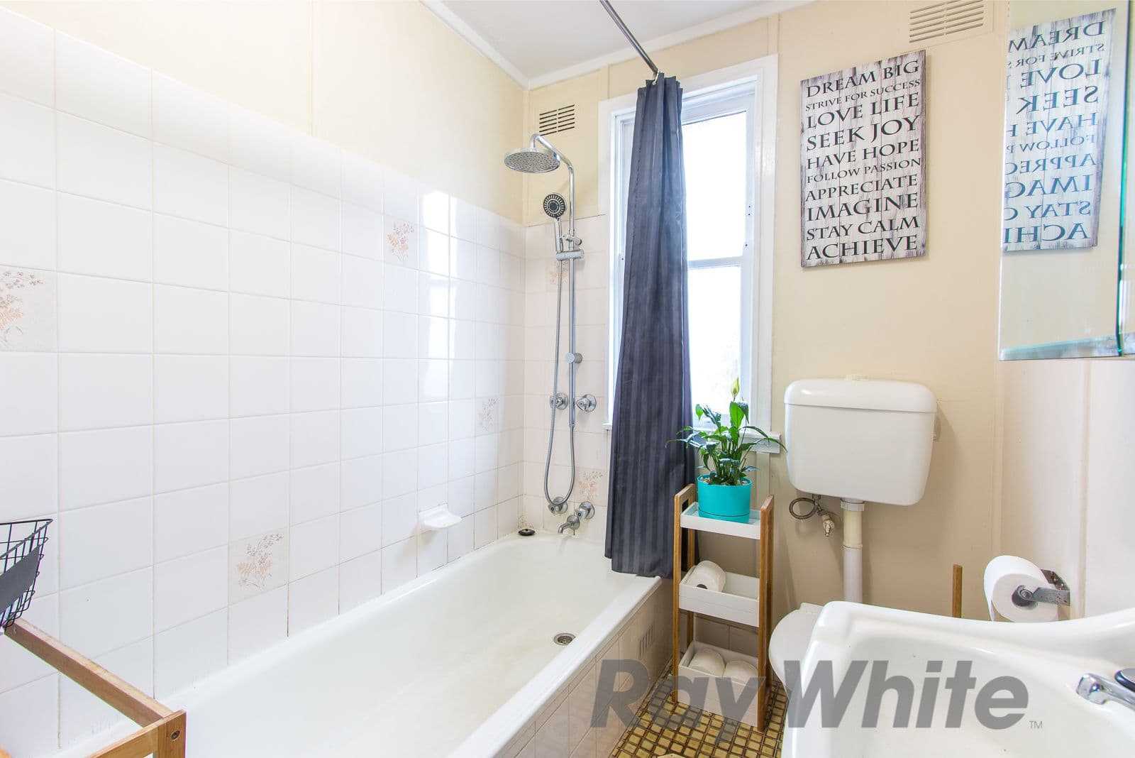 7 Poplar Place, Gateshead - Thumbnail 8