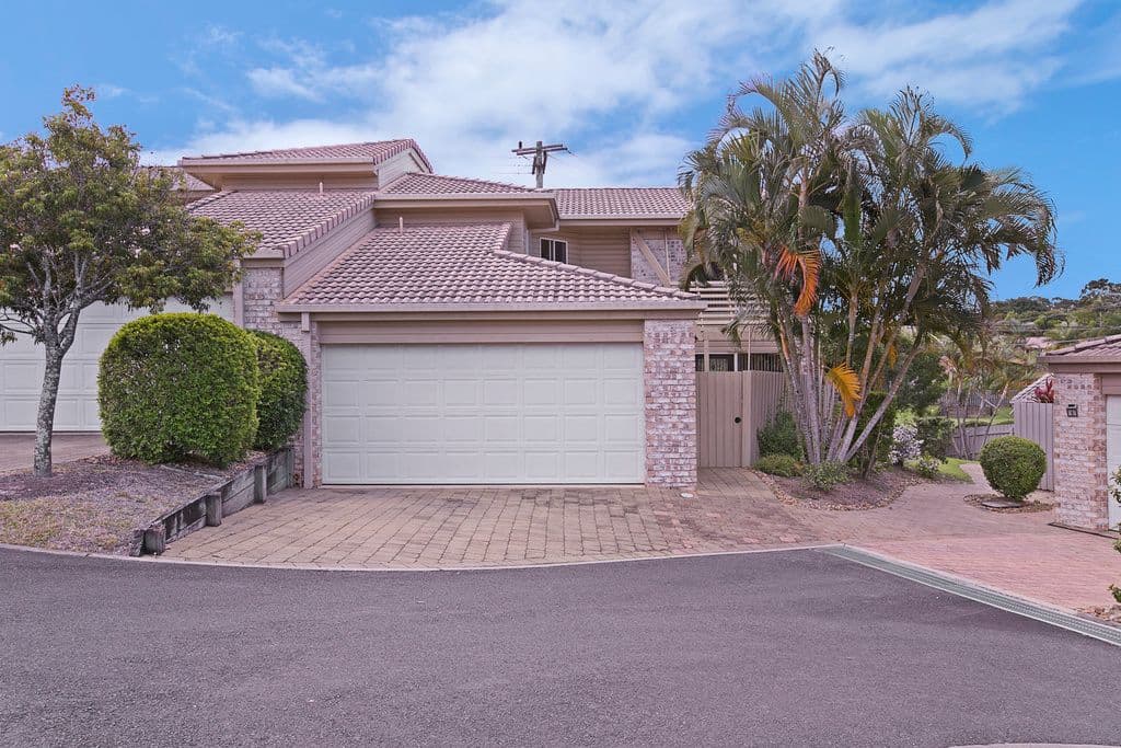 19 Robyn Street, SOUTHPORT QLD 4215, Southport - Image 1