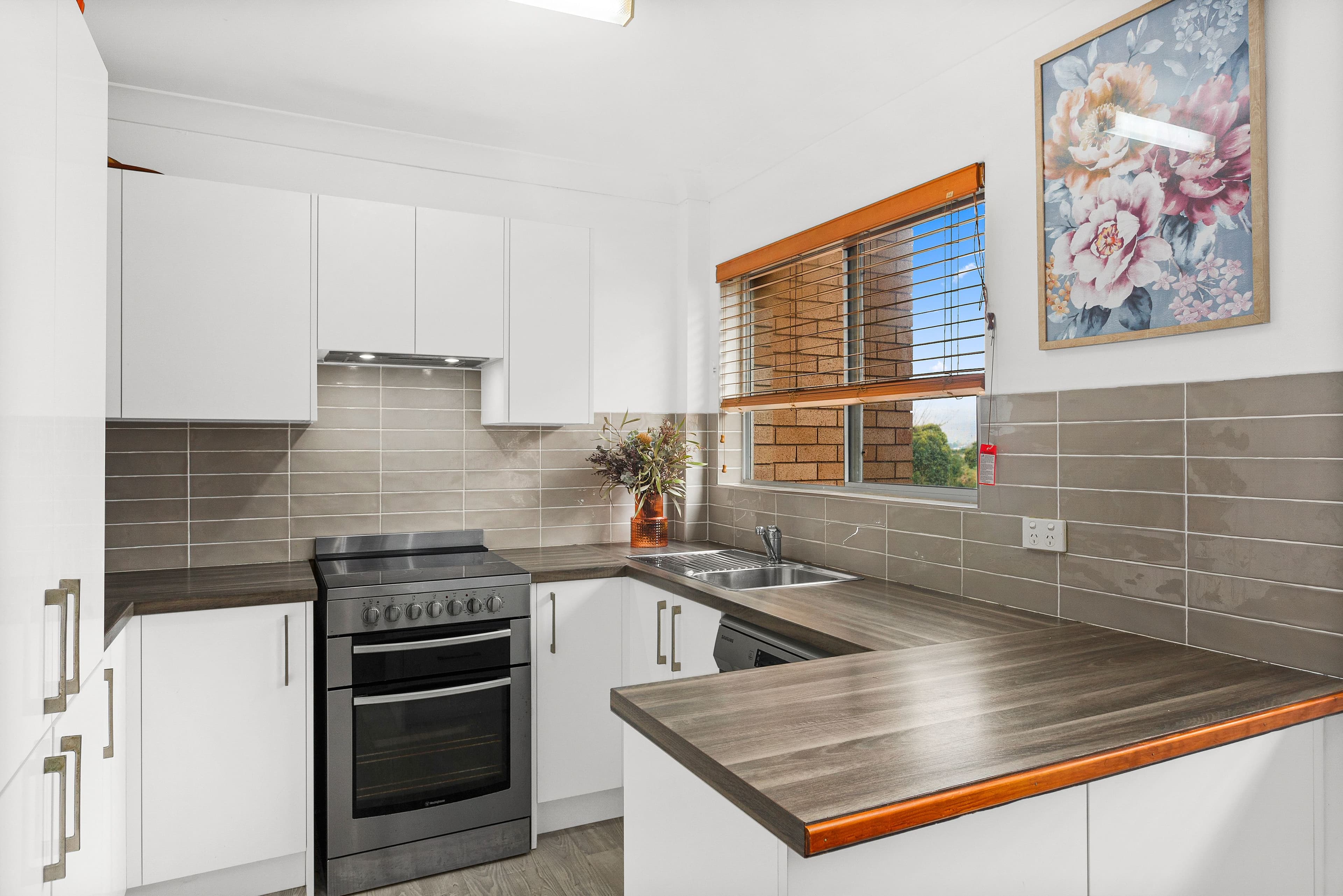 9 Surfside Drive, Port Kembla NSW 2505, Port Kembla - Thumbnail 8