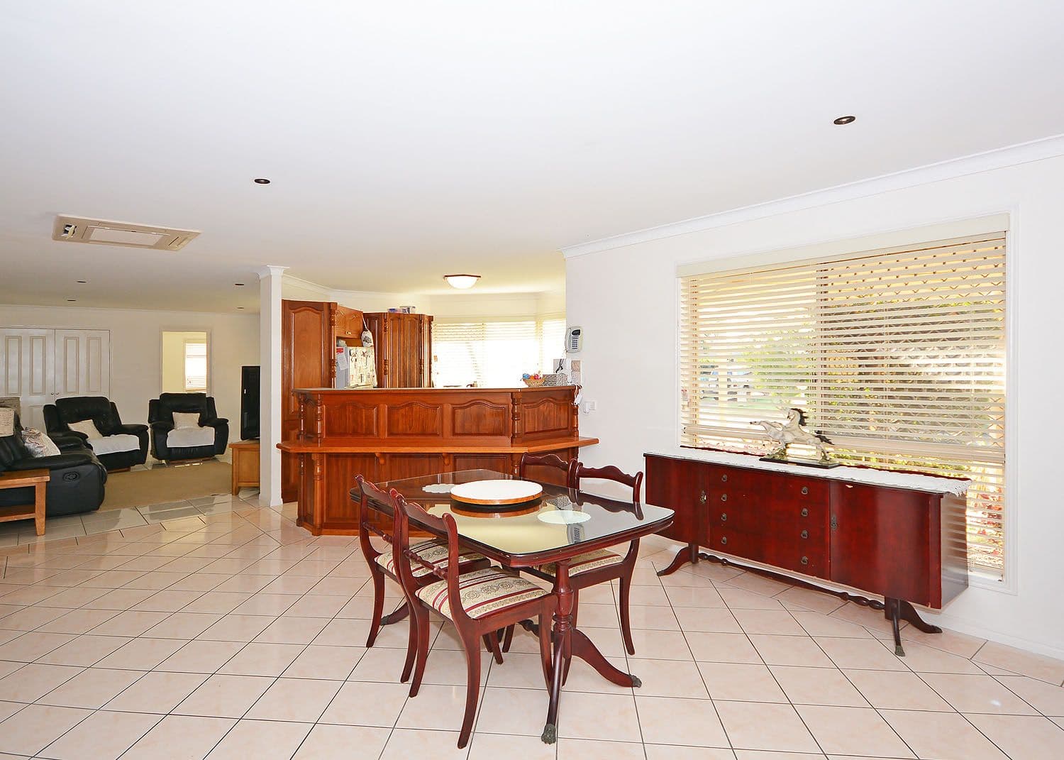 9-11 Caswell Court, Torquay QLD 4655, Torquay - Thumbnail 6
