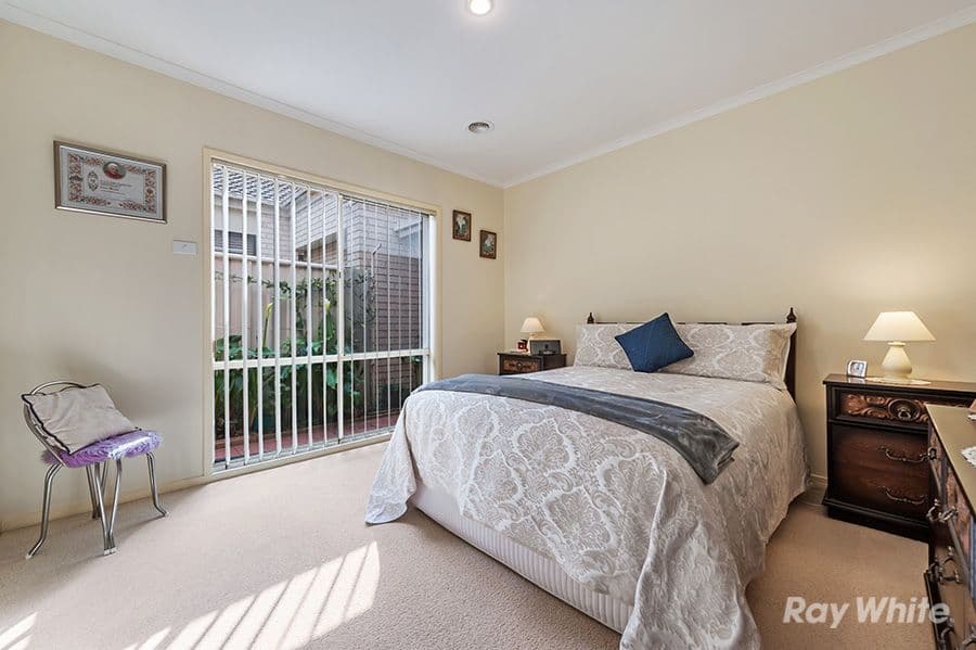 36 Cleland Way, Caroline Springs VIC 3023, Caroline Springs - Thumbnail 4