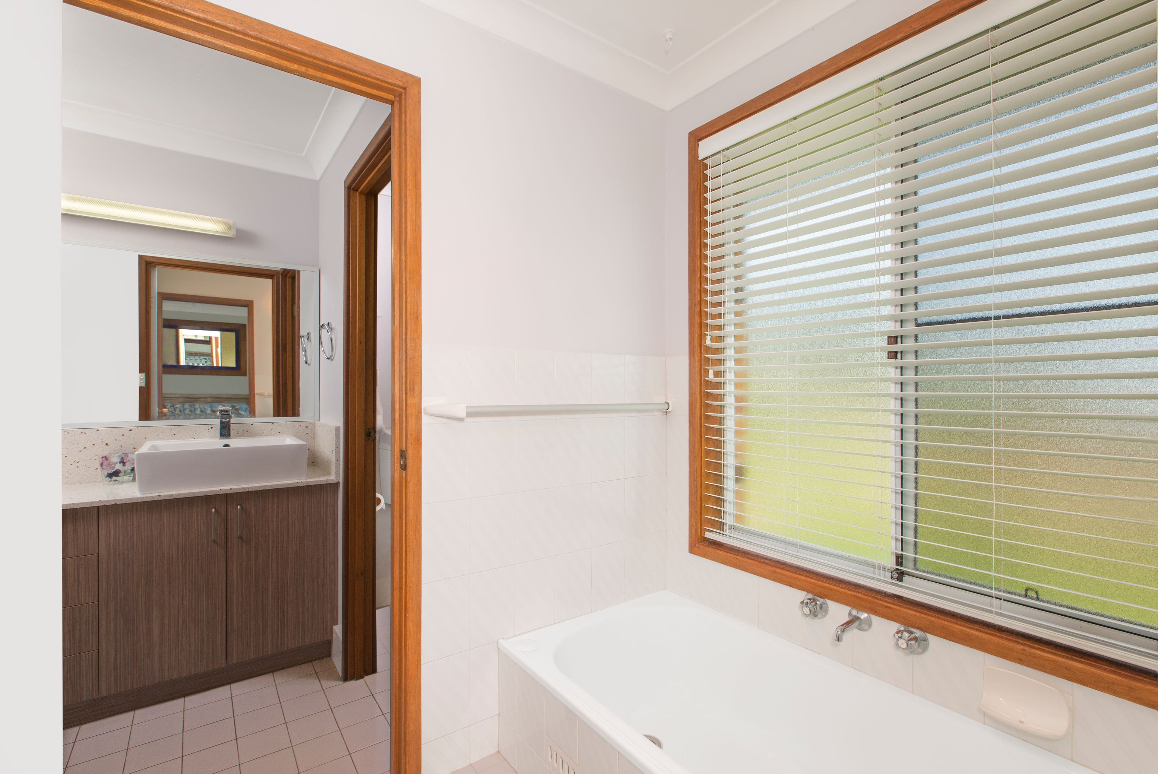 22 Erith Road, Buxton - Thumbnail 6