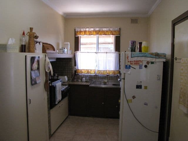 4 Farmer Street, BARMERA SA 5345, Barmera - Thumbnail 3