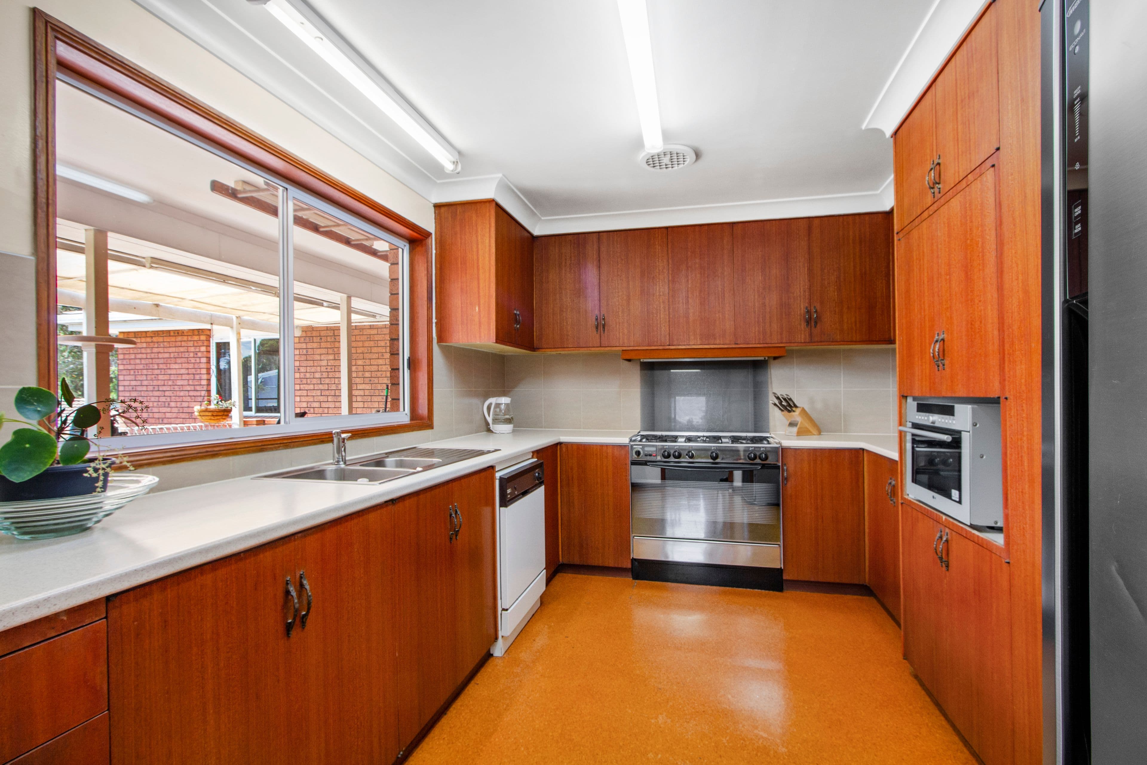 39 Edward Road, Batehaven NSW 2536, Batehaven - Thumbnail 2