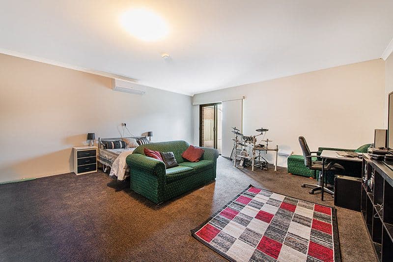 66 Ardent Crescent, Cranbourne East VIC 3977, Cranbourne East - Thumbnail 5