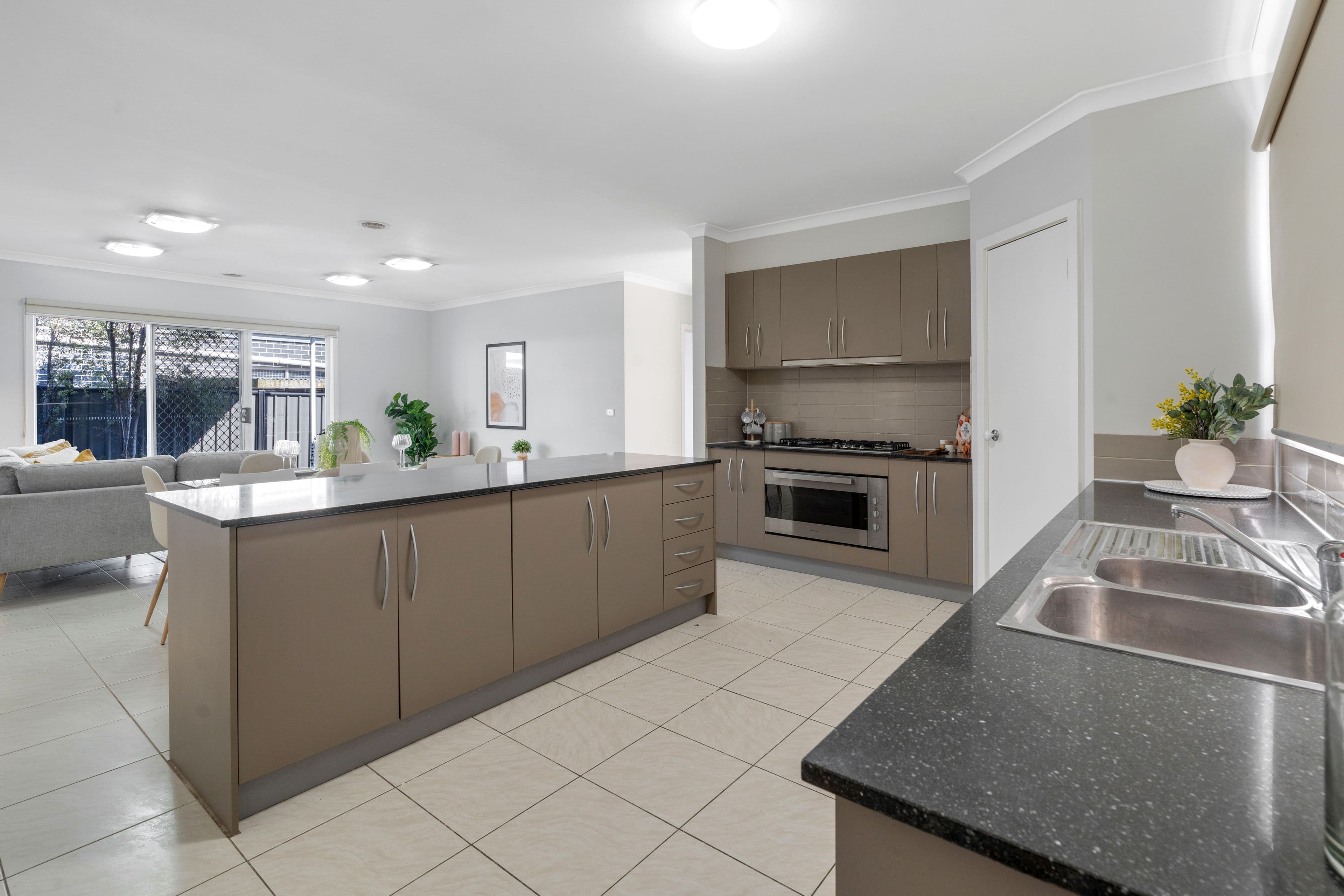 58 Wisteria Avenue, Craigieburn VIC 3064, Craigieburn - Thumbnail 5