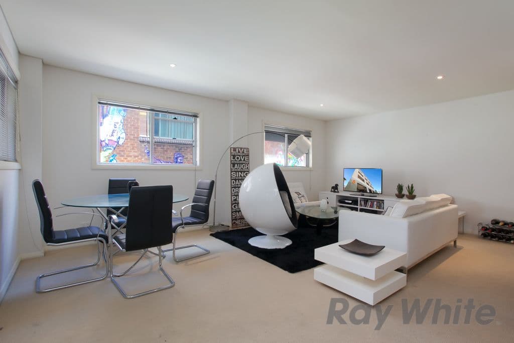 8 Bellevue Street, NEWCASTLE WEST NSW 2302, Newcastle West - Thumbnail 2