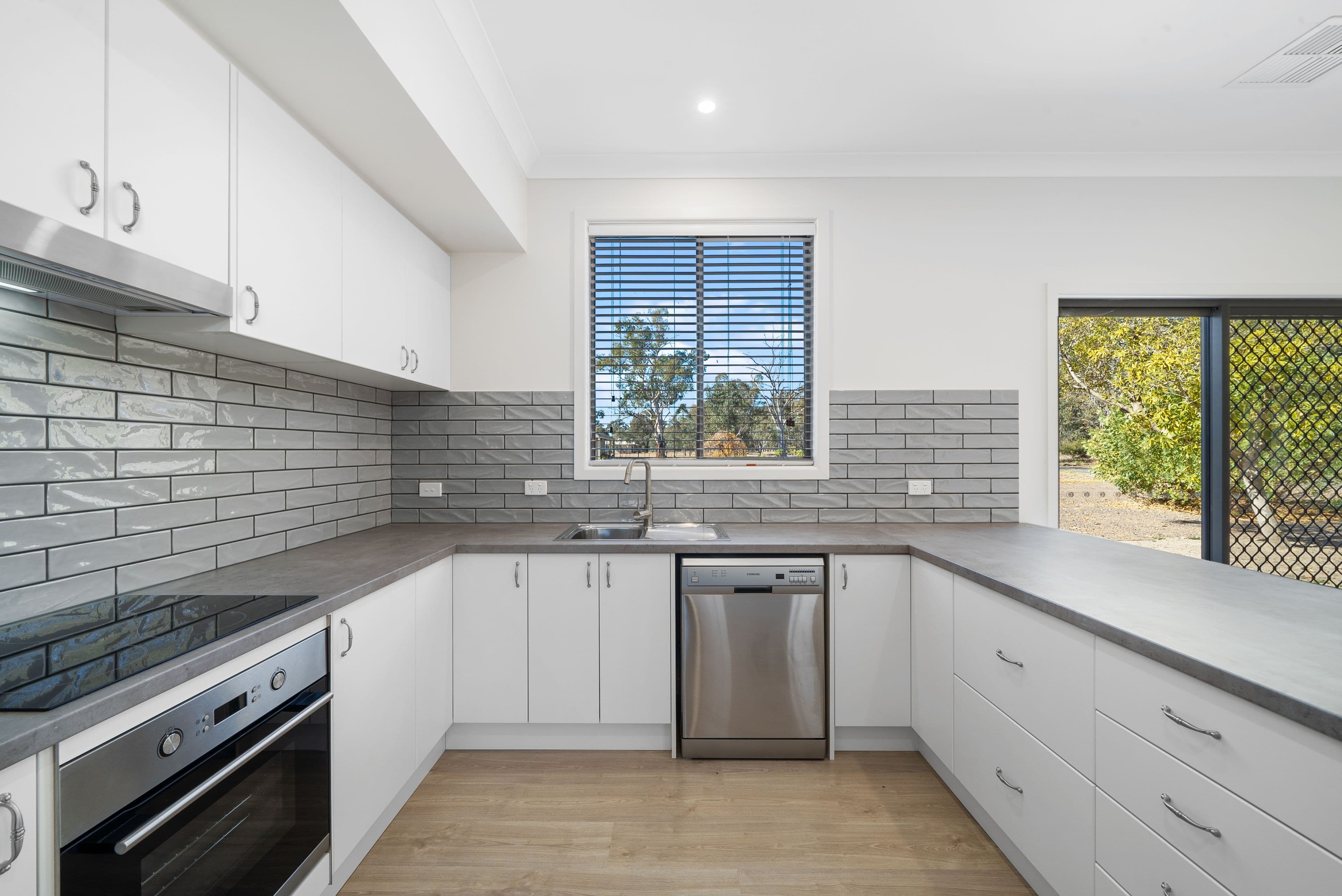 28 Maxfield Street, Longwood VIC 3665, Longwood - Thumbnail 5