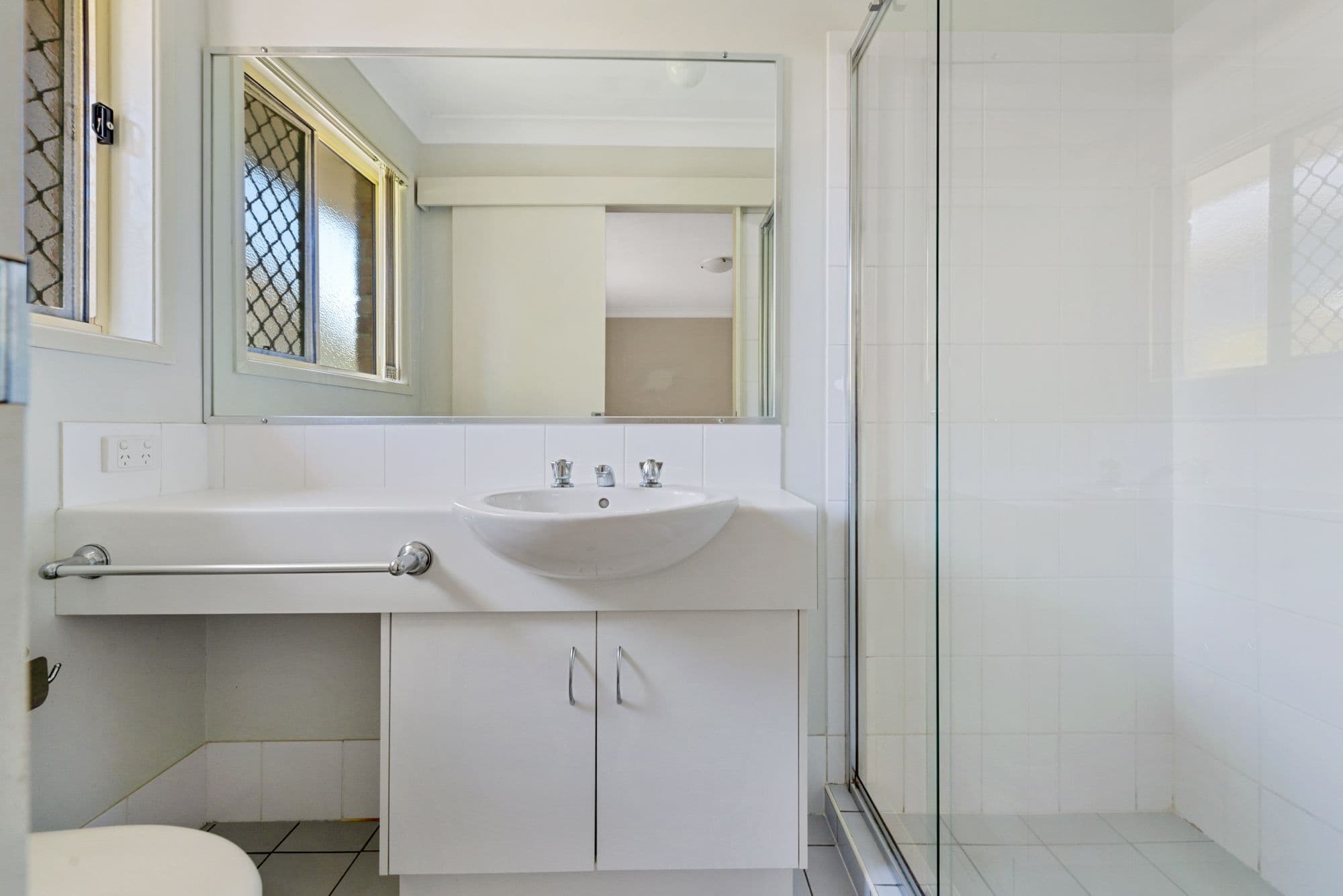 16 Fleet Drive, Kippa-Ring QLD 4021, Kippa-Ring - Thumbnail 5