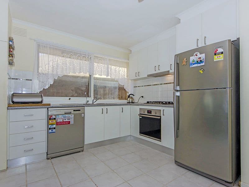 15 Wilton Close, Wyndham Vale VIC 3024, Wyndham Vale - Thumbnail 6
