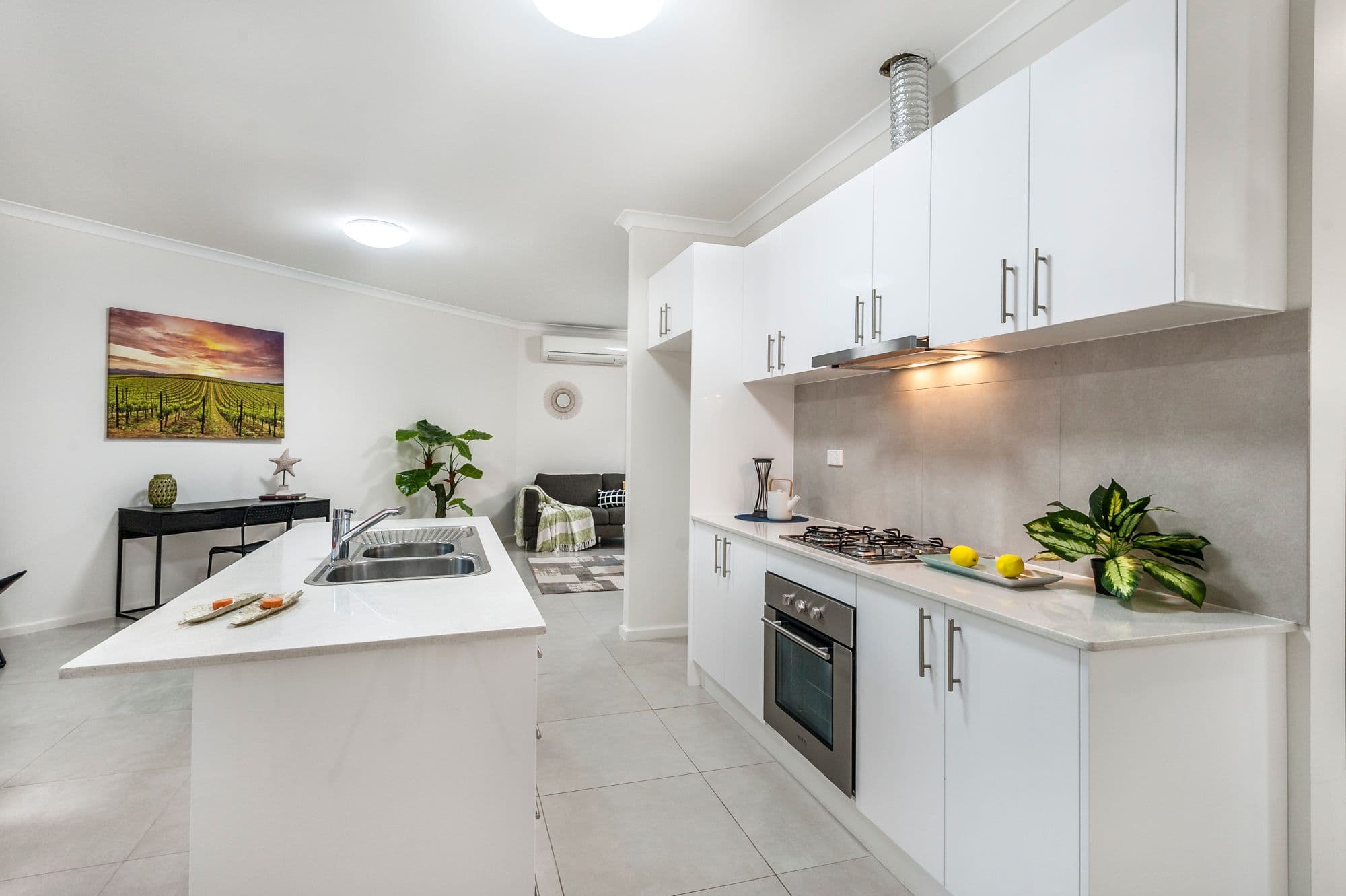 53 North Road, Reservoir VIC 3073, Reservoir - Thumbnail 2