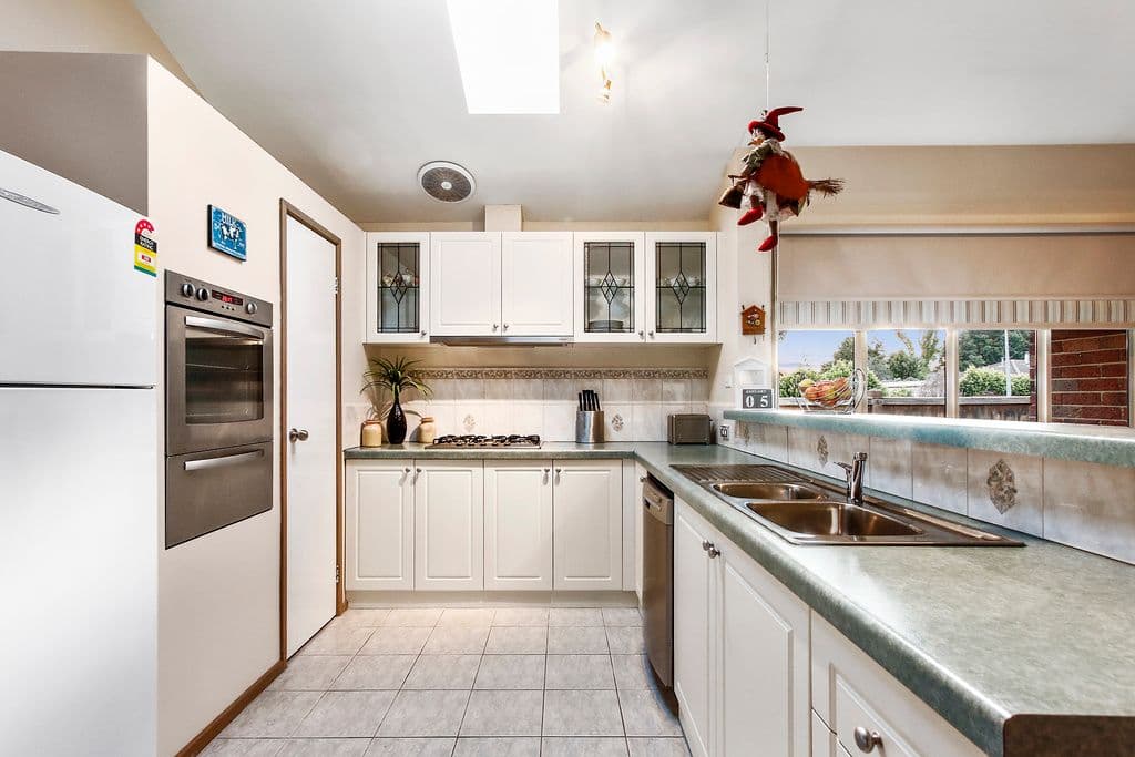 100 LANDSCAPE Drive, Mooroolbark VIC 3138, Mooroolbark - Thumbnail 5