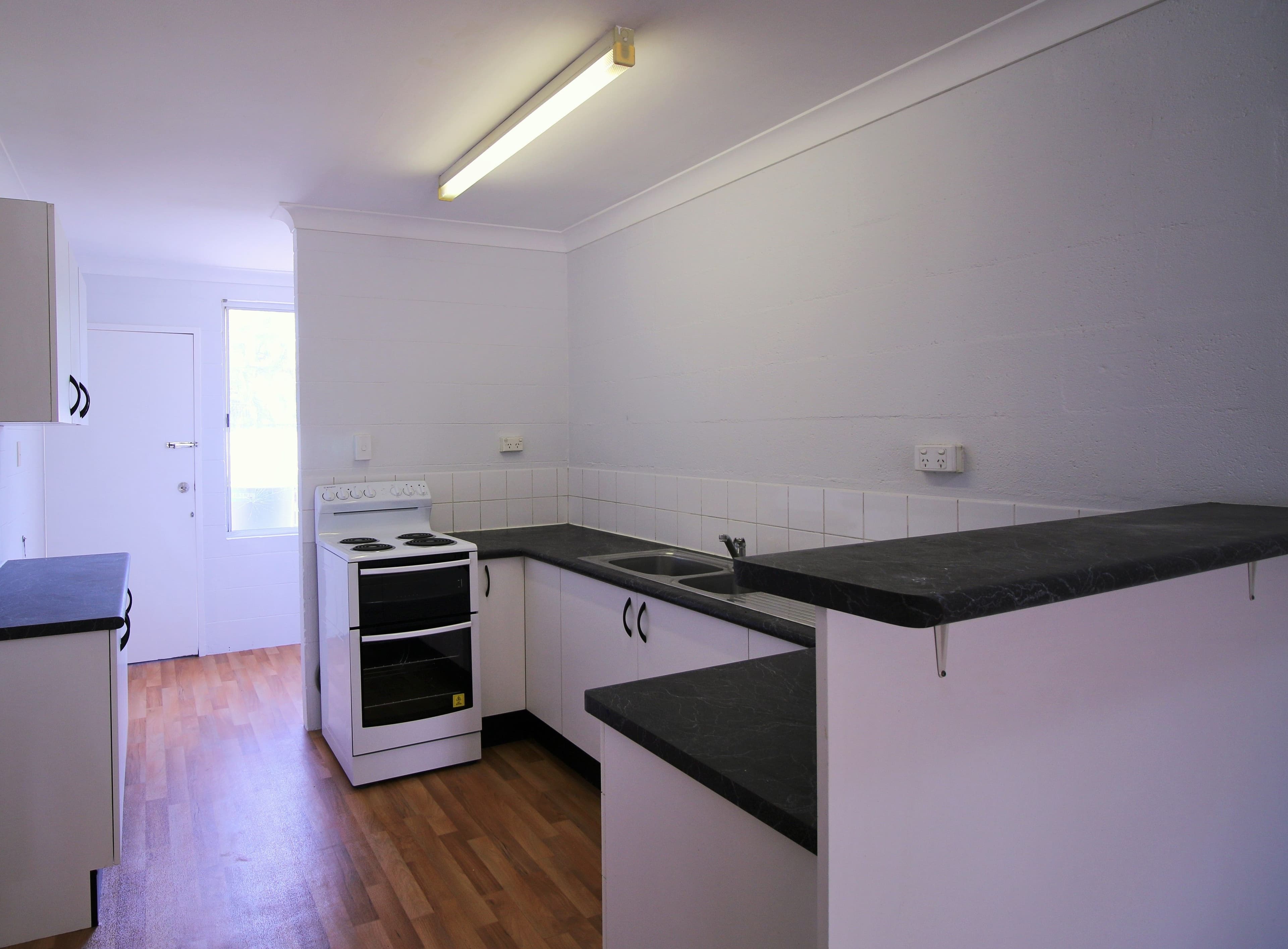 46 Clayton Street, Hermit Park QLD 4812, Hermit Park - Thumbnail 4
