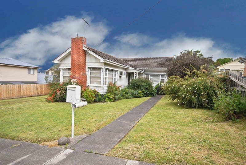 11 Clyde Street, LILYDALE VIC 3140, Lilydale - Thumbnail 2