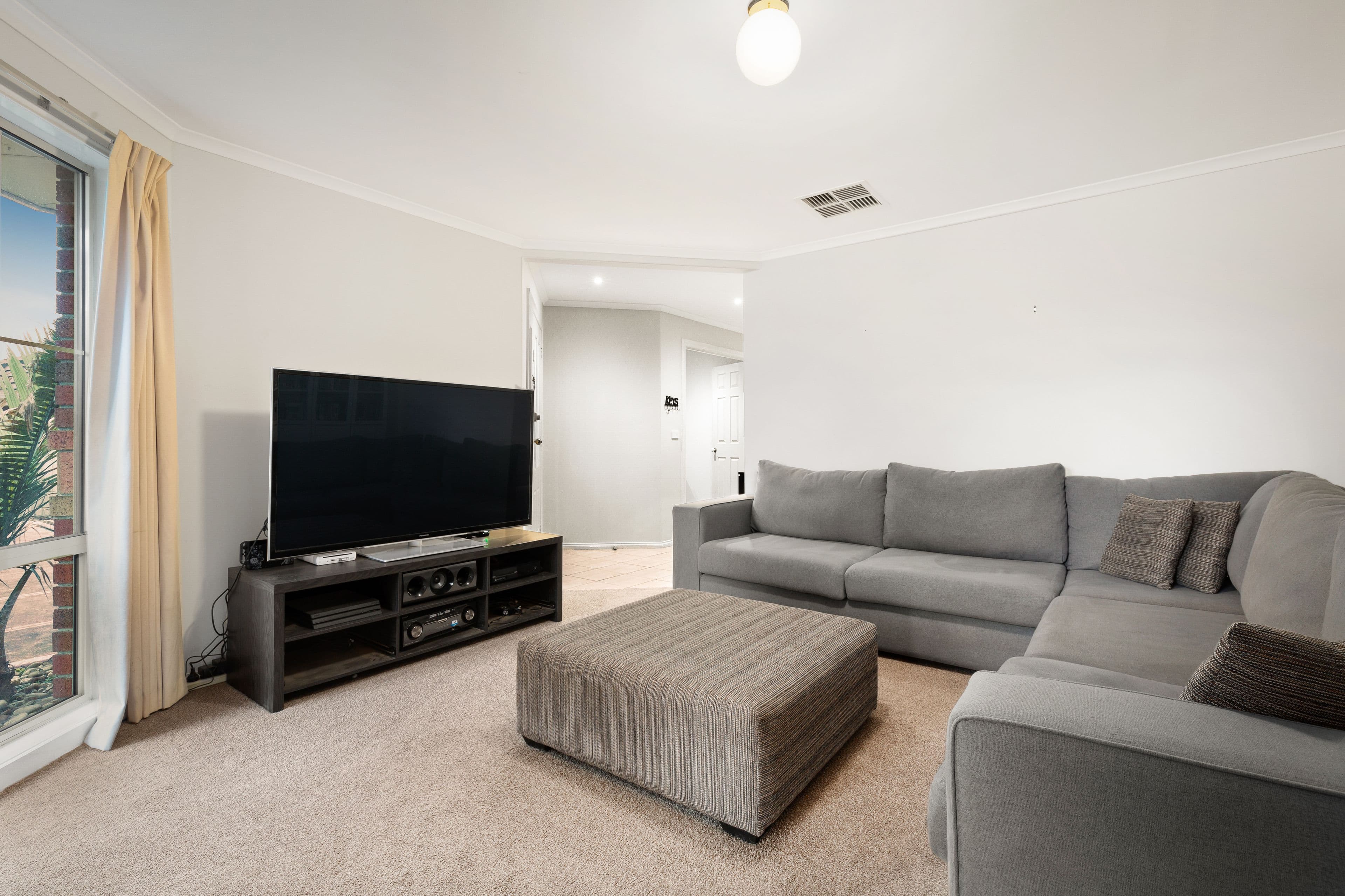 44 Ashwood Grove, Pakenham VIC 3810, Pakenham - Thumbnail 4