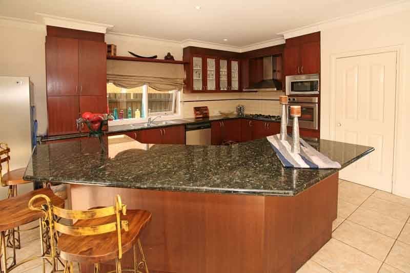 94 Herriotts Boulevard, GLEN WAVERLEY VIC 3150, Glen Waverley - Thumbnail 2