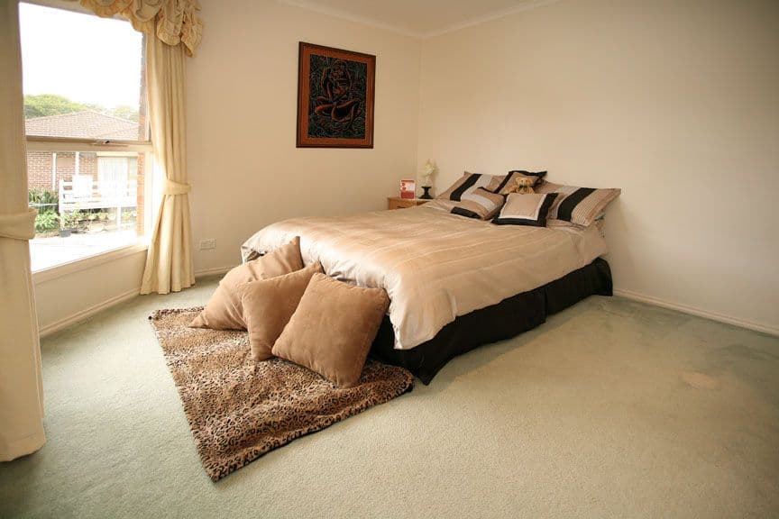 94 Herriotts Boulevard, GLEN WAVERLEY VIC 3150, Glen Waverley - Thumbnail 8