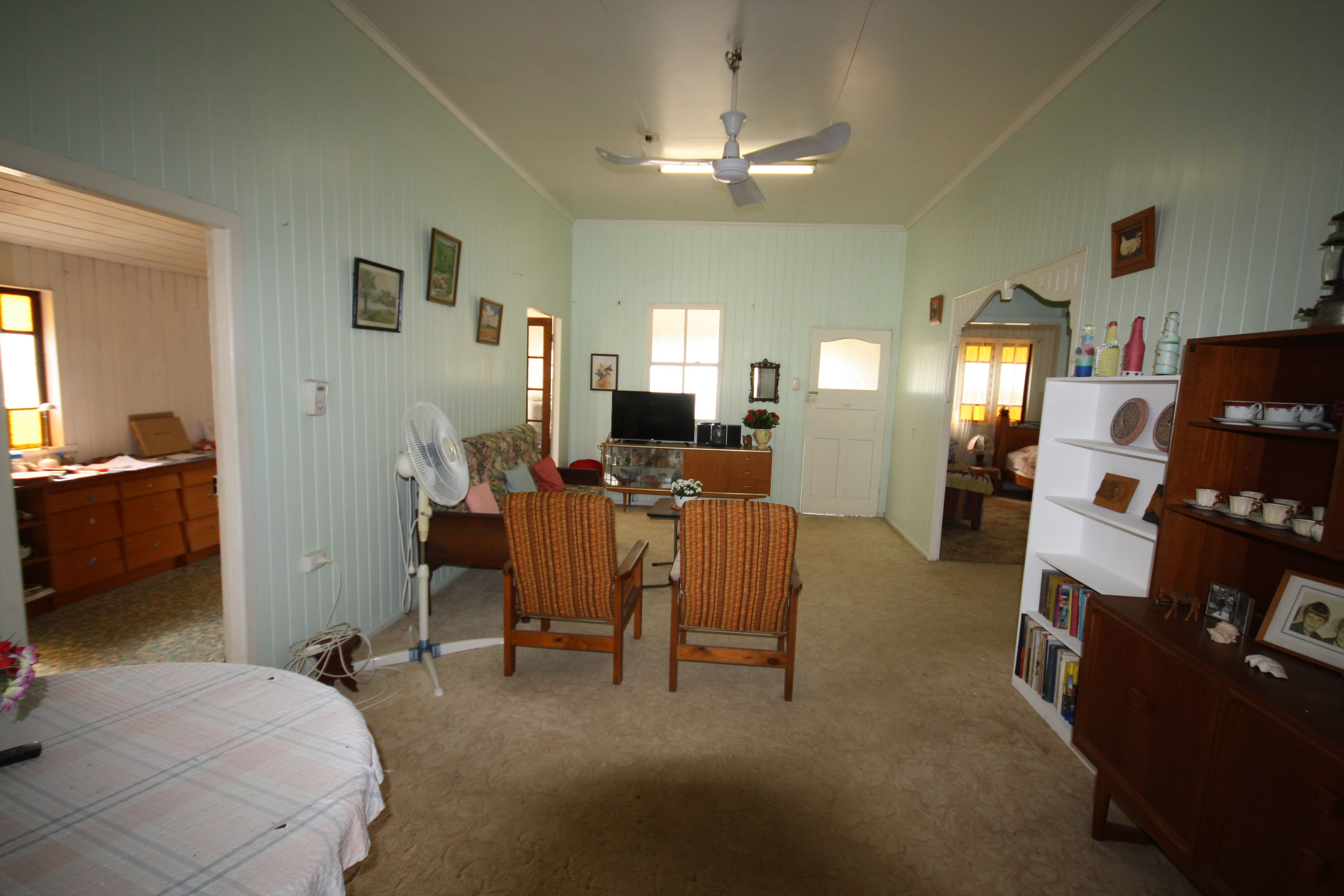 60 Moreton Street, Eidsvold QLD 4627, Eidsvold - Thumbnail 2