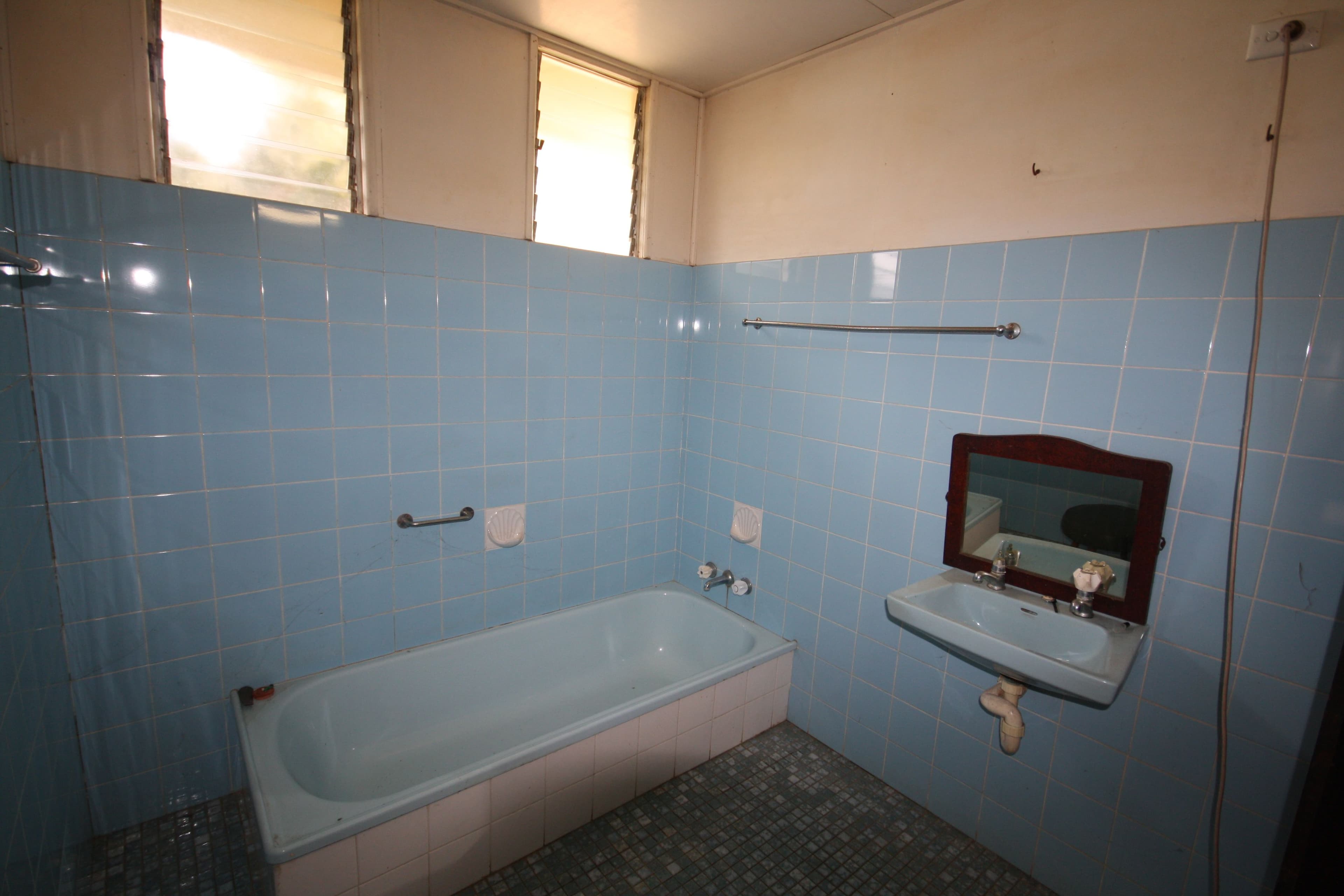 60 Moreton Street, Eidsvold QLD 4627, Eidsvold - Thumbnail 5