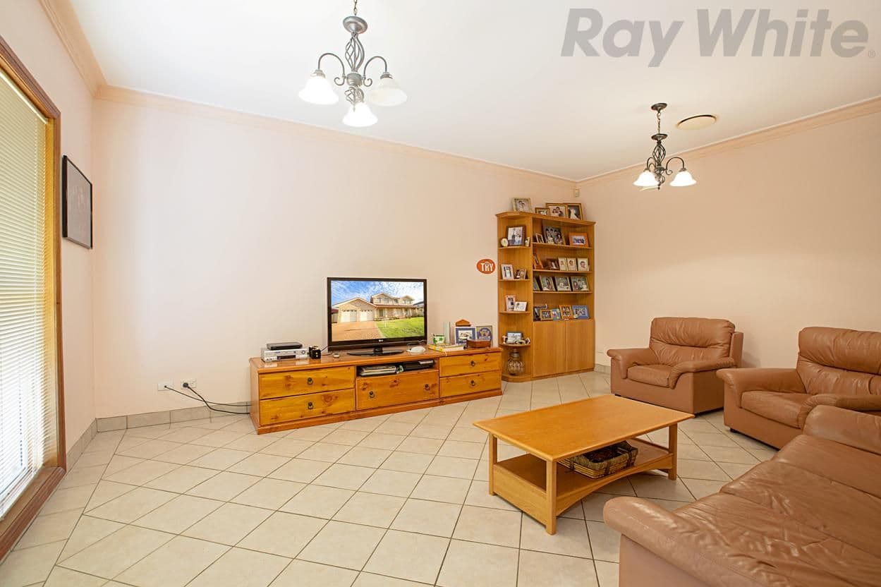 73 Saxton Street, Numurkah, Numurkah - Thumbnail 2