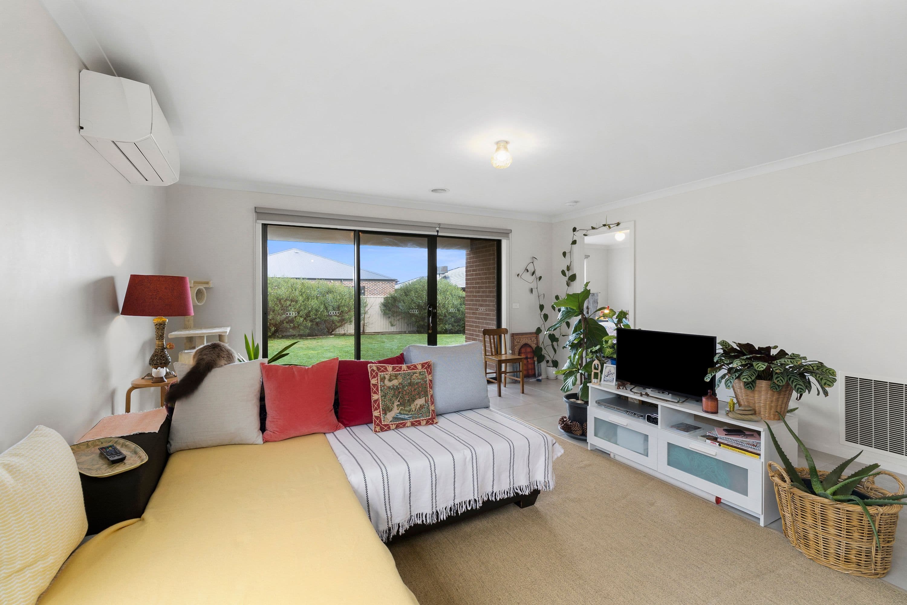 16 Barn Owl Avenue, WINTER VALLEY VIC 3358, Winter Valley - Thumbnail 2