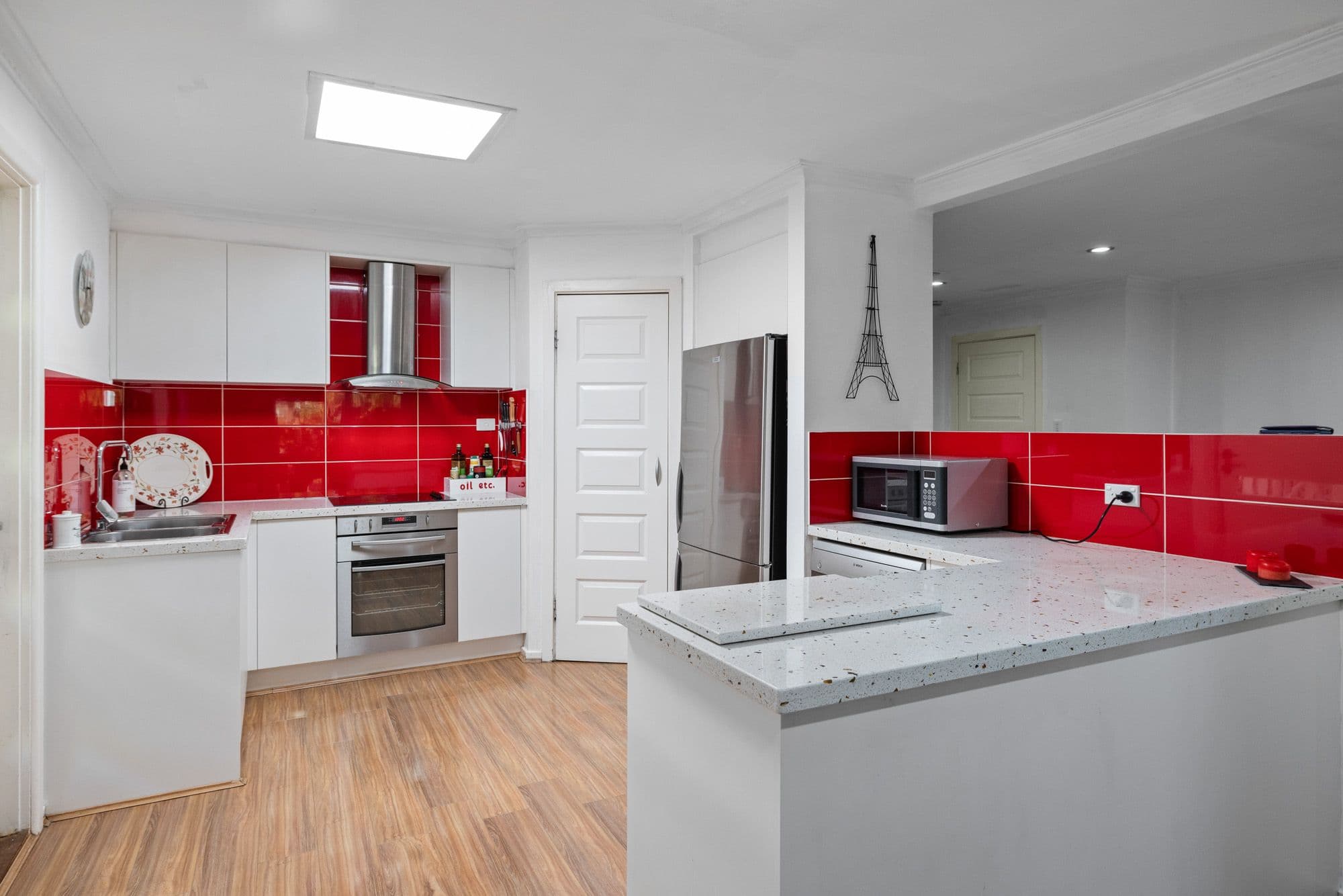 5 Gundaroo Square, Werribee VIC 3030, Werribee - Thumbnail 2