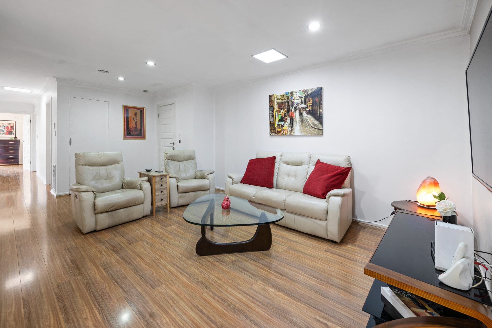 5 Gundaroo Square, Werribee VIC 3030, Werribee - Thumbnail 3