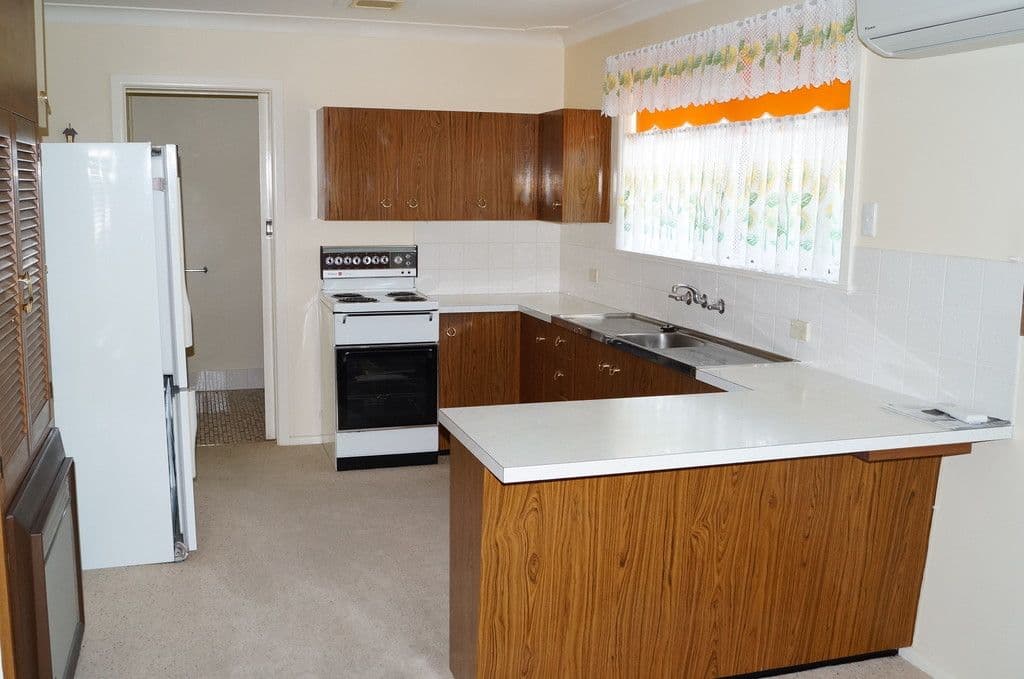 12 James Cook Crescent, Orange - Thumbnail 4