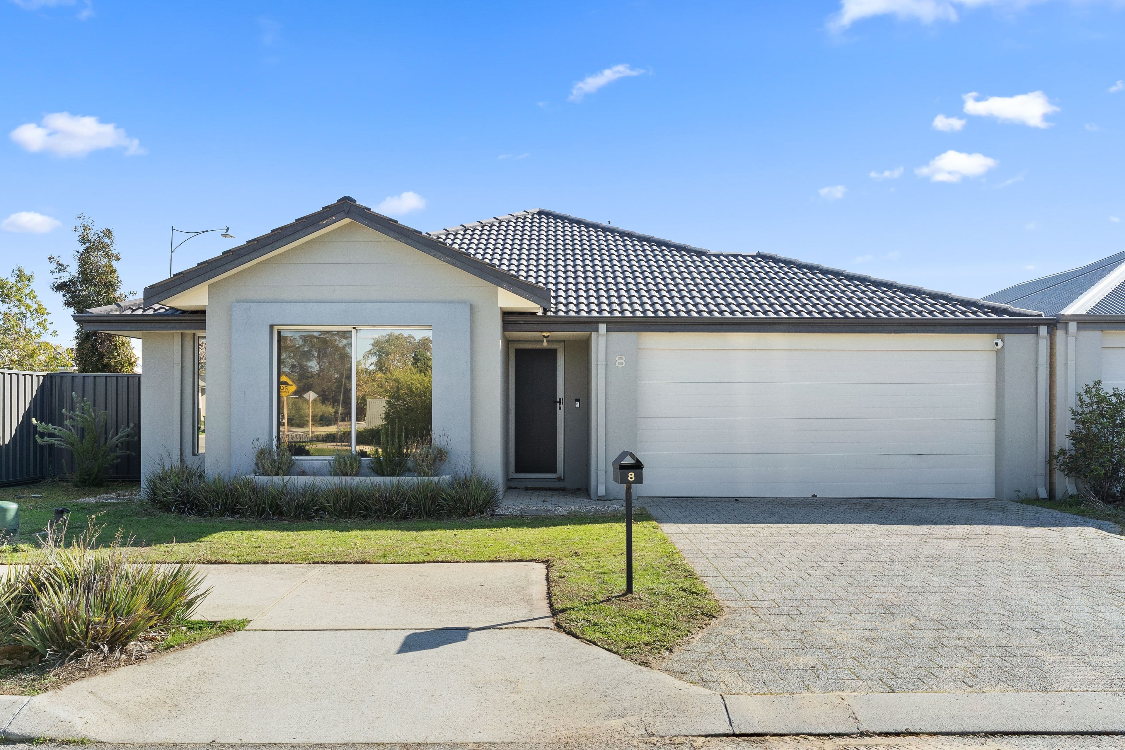 22 Malonga Drive, Shorewell Park, Shorewell Park - Image 1