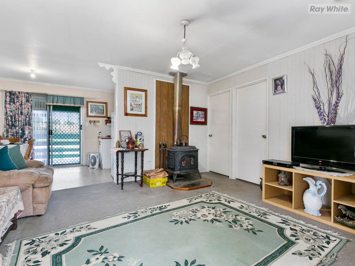 12 Shirley Street, Redbank Plains QLD 4301, Redbank Plains - Thumbnail 2