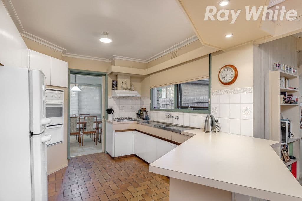 6 Chester Place, BUNDOORA VIC 3083, Bundoora - Thumbnail 5