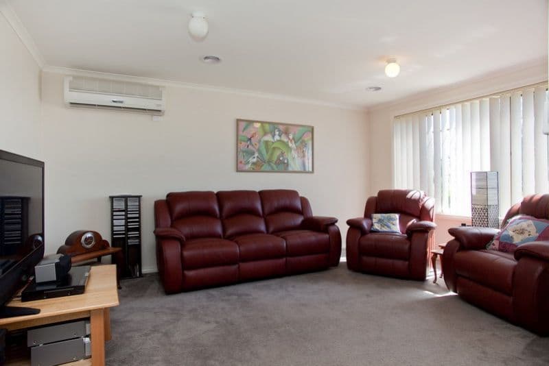 10 Ellendale Way, SOUTH MORANG VIC 3752, South Morang - Thumbnail 4