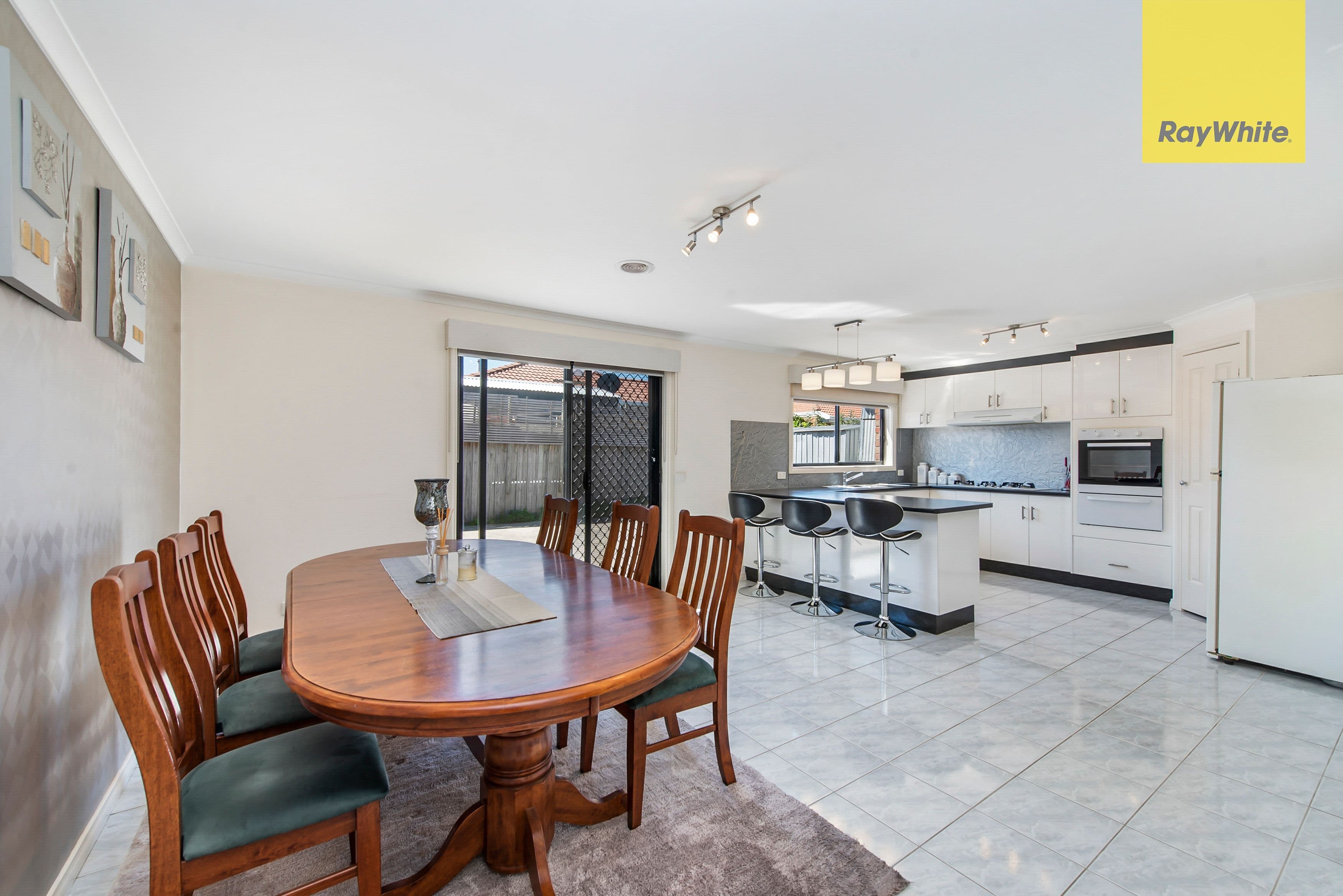 4 Marlock Way, Delahey VIC 3037, Delahey - Thumbnail 2