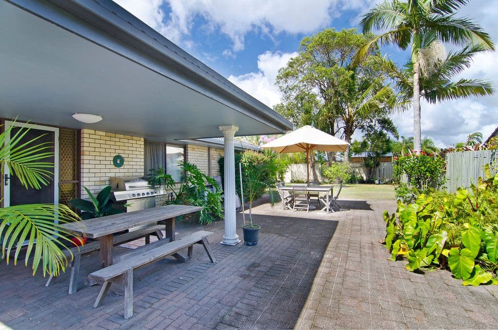 56 Coolibah Drive, PALM BEACH QLD 4221, Palm Beach - Thumbnail 2