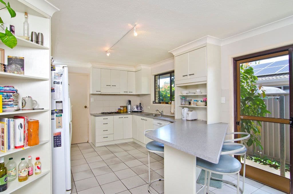 56 Coolibah Drive, PALM BEACH QLD 4221, Palm Beach - Thumbnail 4