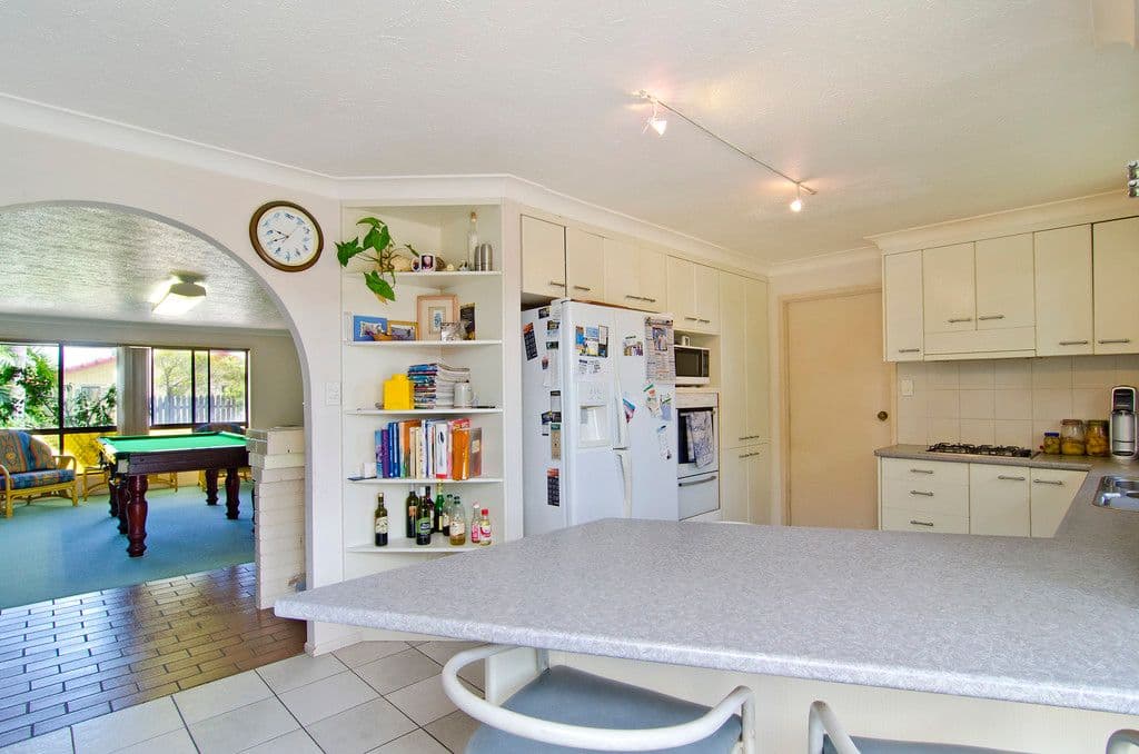 56 Coolibah Drive, PALM BEACH QLD 4221, Palm Beach - Thumbnail 5