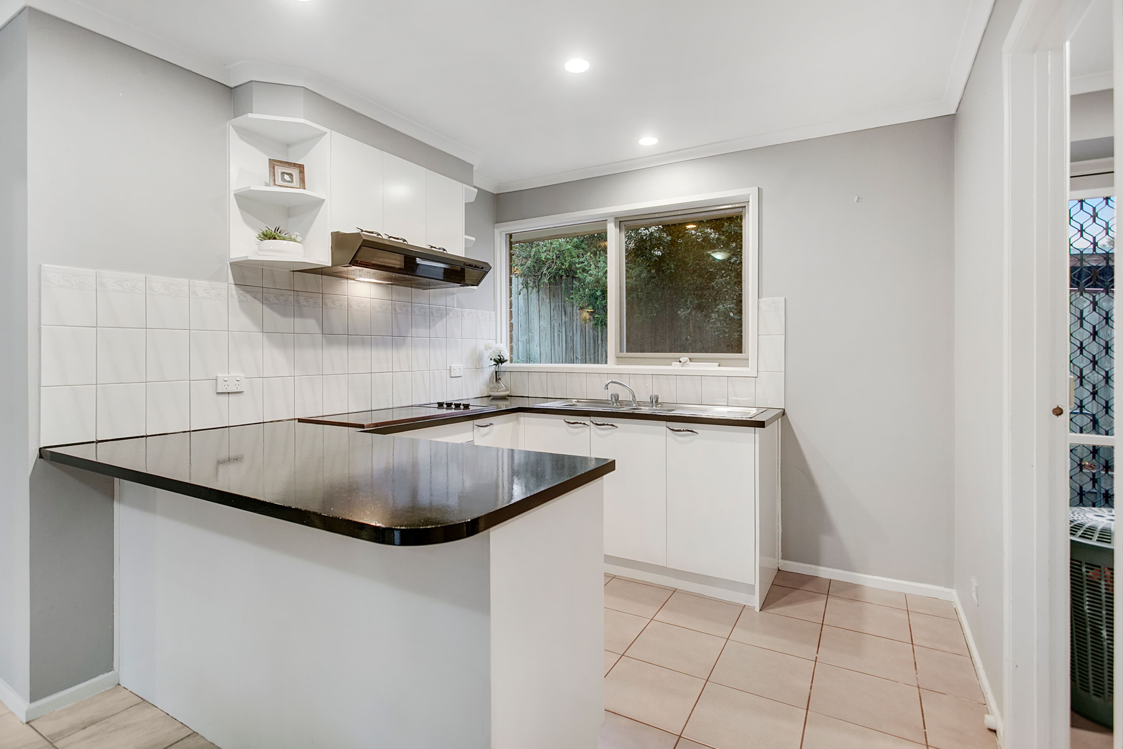 17 Dunsterville Crescent, Frankston VIC 3199, Frankston - Thumbnail 2