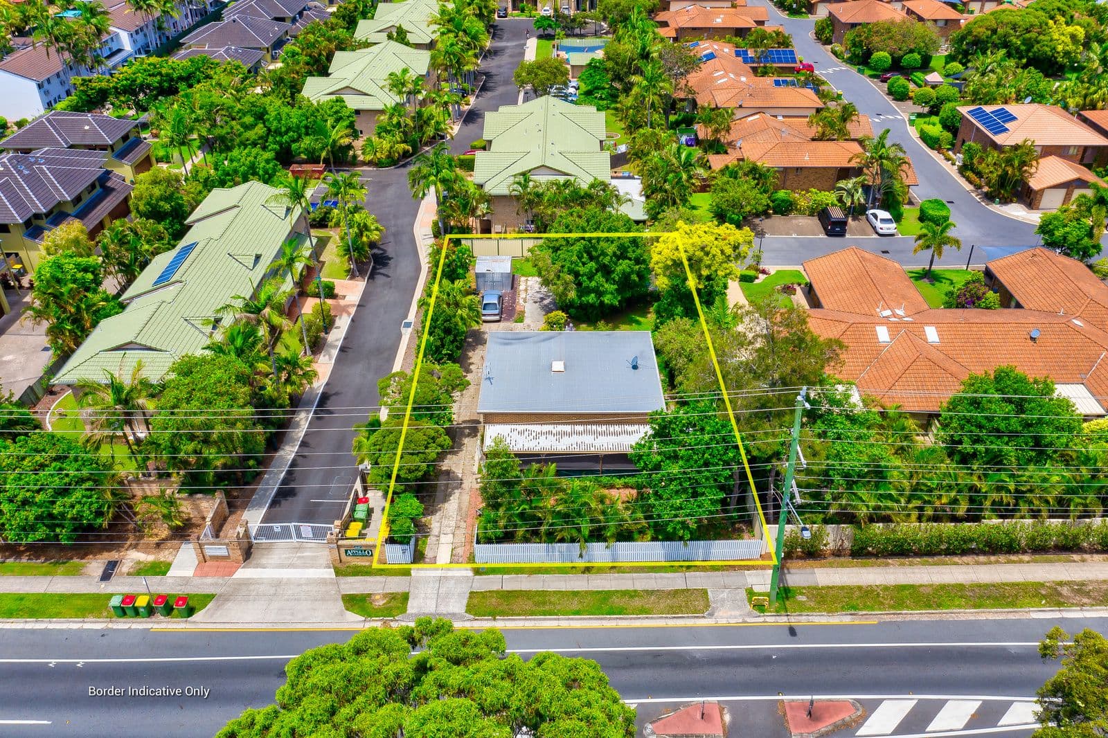 451 Pine Ridge Road, Runaway Bay QLD 4216, Runaway Bay - Thumbnail 2