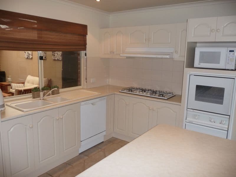 3 Lake Magenta Court, GREENWITH SA 5125, Greenwith - Thumbnail 2