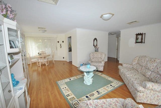 11 Shelly Grove, Sussex Inlet - Thumbnail 3