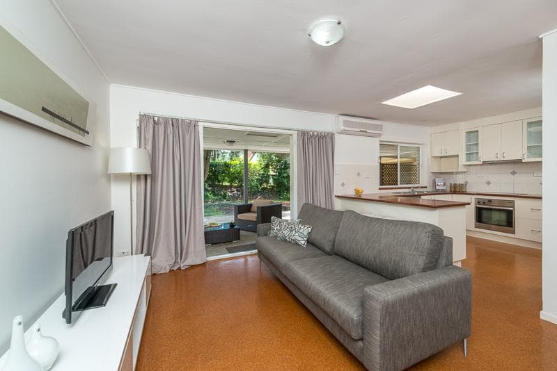 9 Canongate Street,  Kenmore, Kenmore - Thumbnail 4