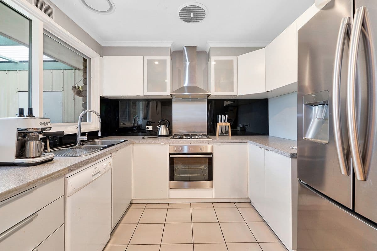 36 Thomas Crescent, Cranbourne VIC 3977, Cranbourne - Thumbnail 6