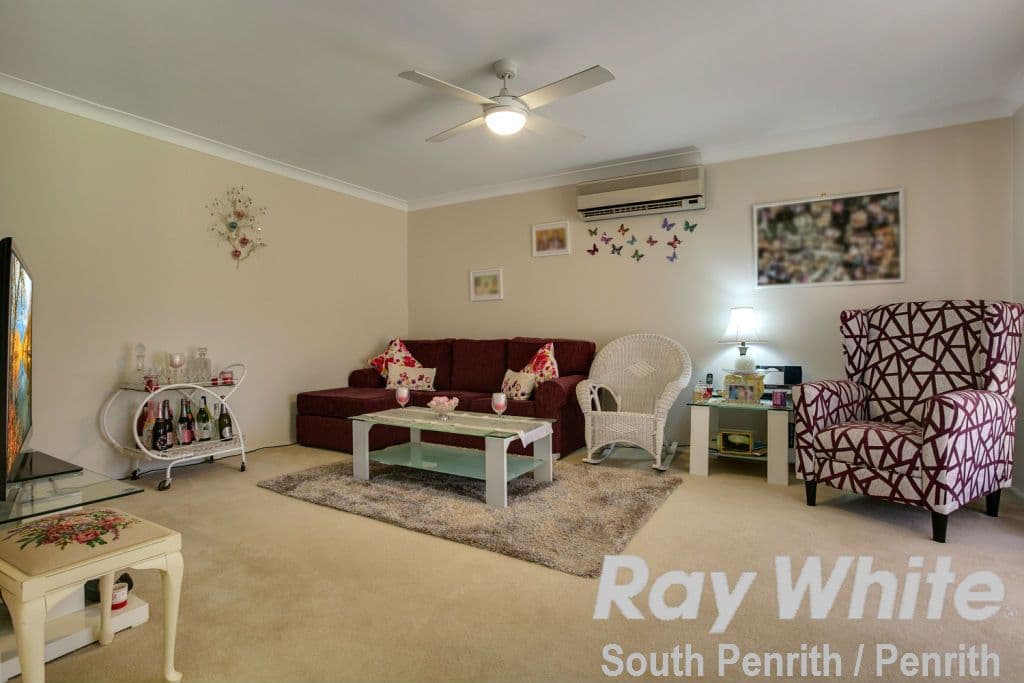 6 Ravine Close, Cranebrook - Thumbnail 2