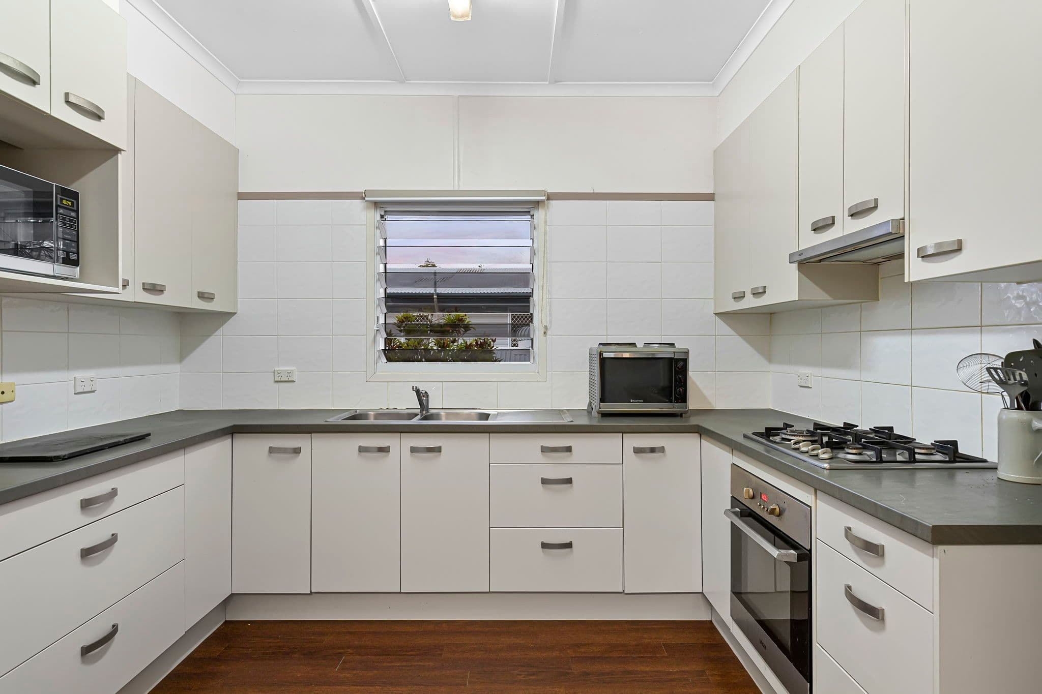 4 Corvi Street, Mitchelton QLD 4053, Mitchelton - Thumbnail 2