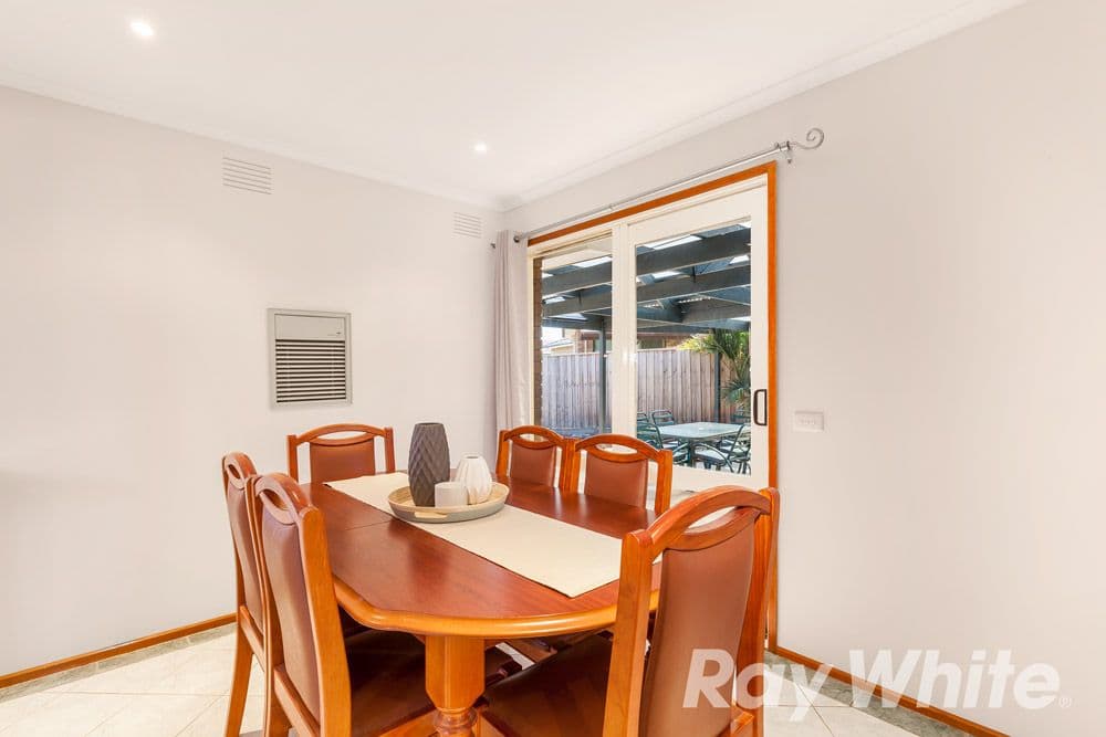 12 Streeton Circuit, Mill Park VIC 3082, Mill Park - Thumbnail 4