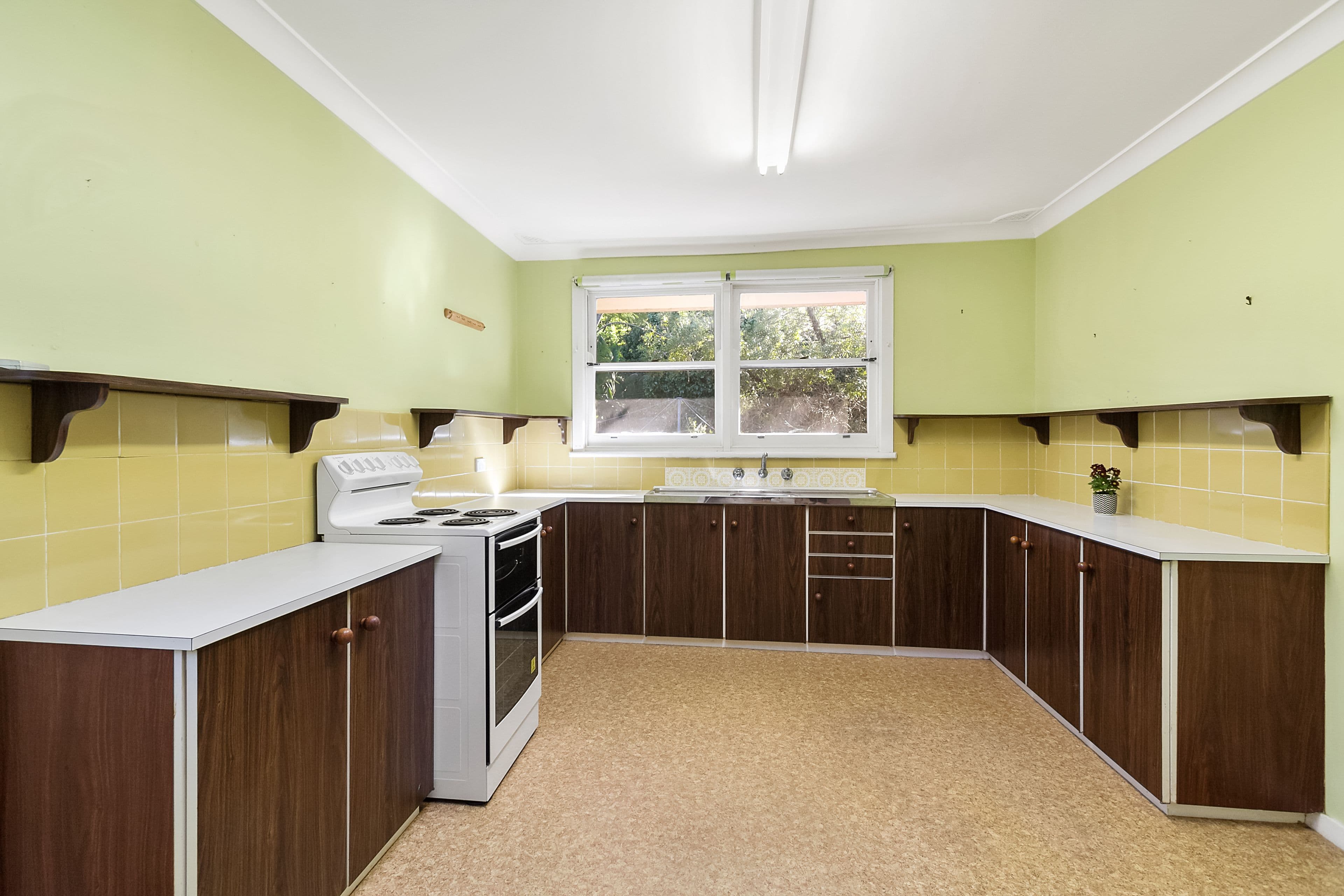 6 Carinya Close, Allambie Heights - Thumbnail 2