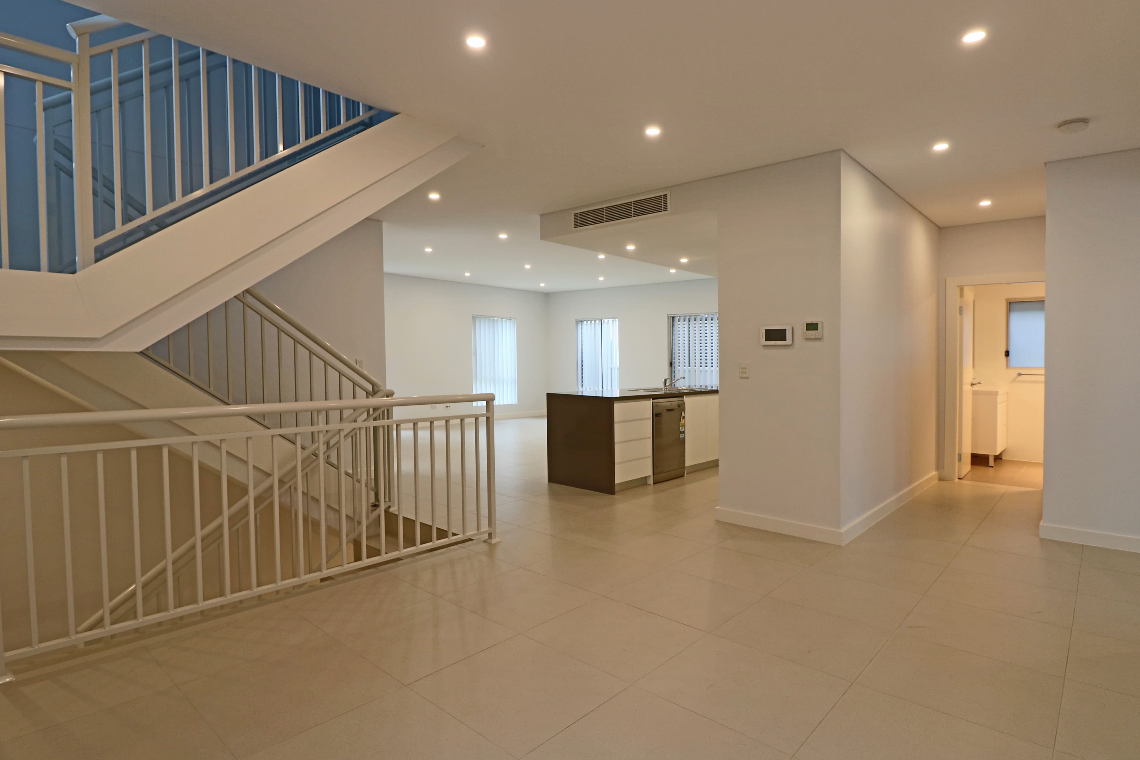 14 Wattle Road, Casula - Thumbnail 3
