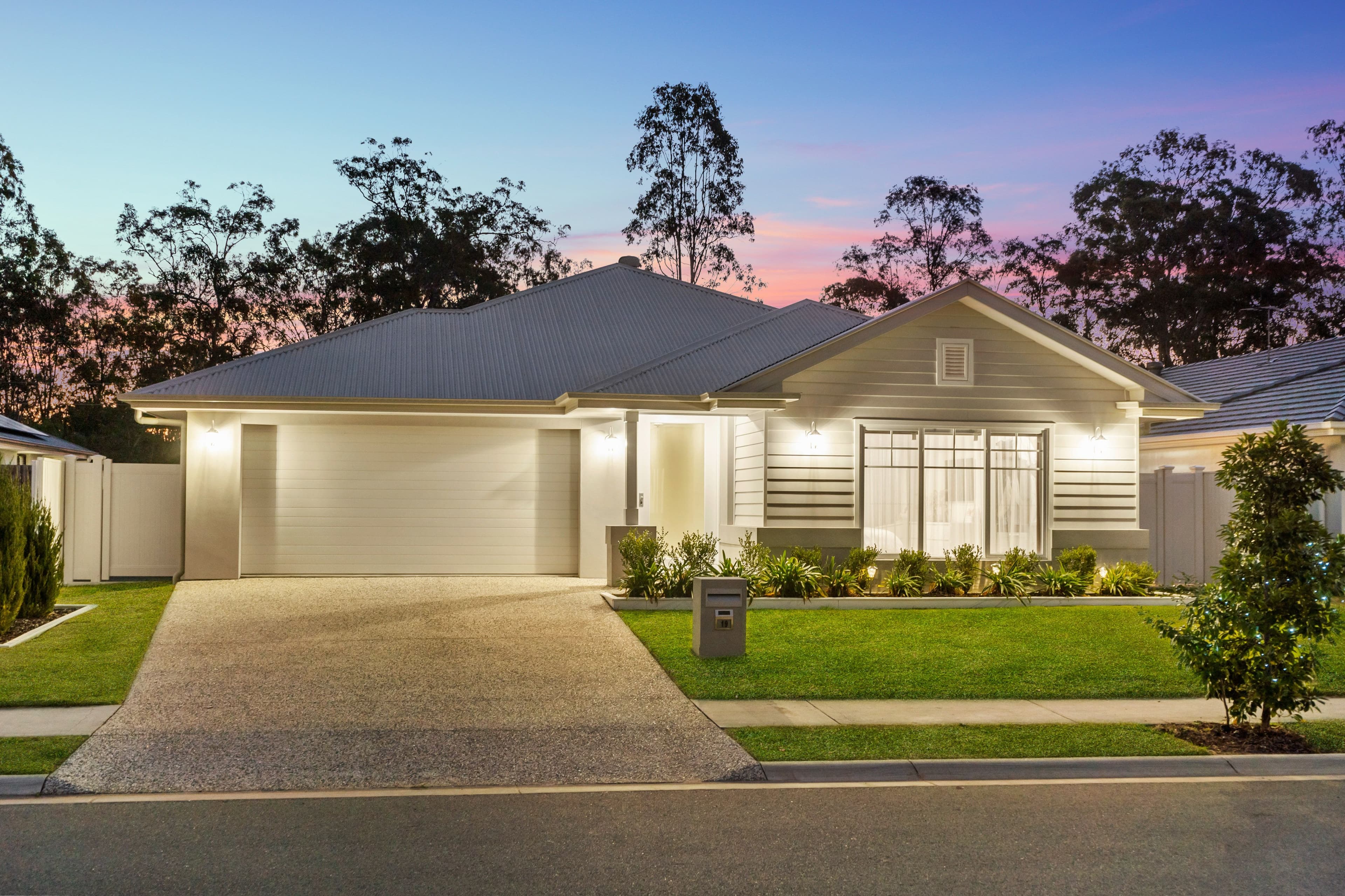 19 Byron Drive, Jimboomba QLD 4280, Jimboomba - Thumbnail 3
