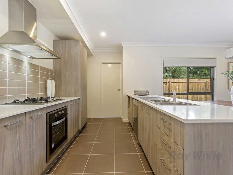 4 Summerhill Crescent, Ormeau Hills QLD 4208, Ormeau Hills - Thumbnail 5